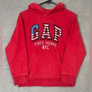 GAP Sweatshirt Kids large red